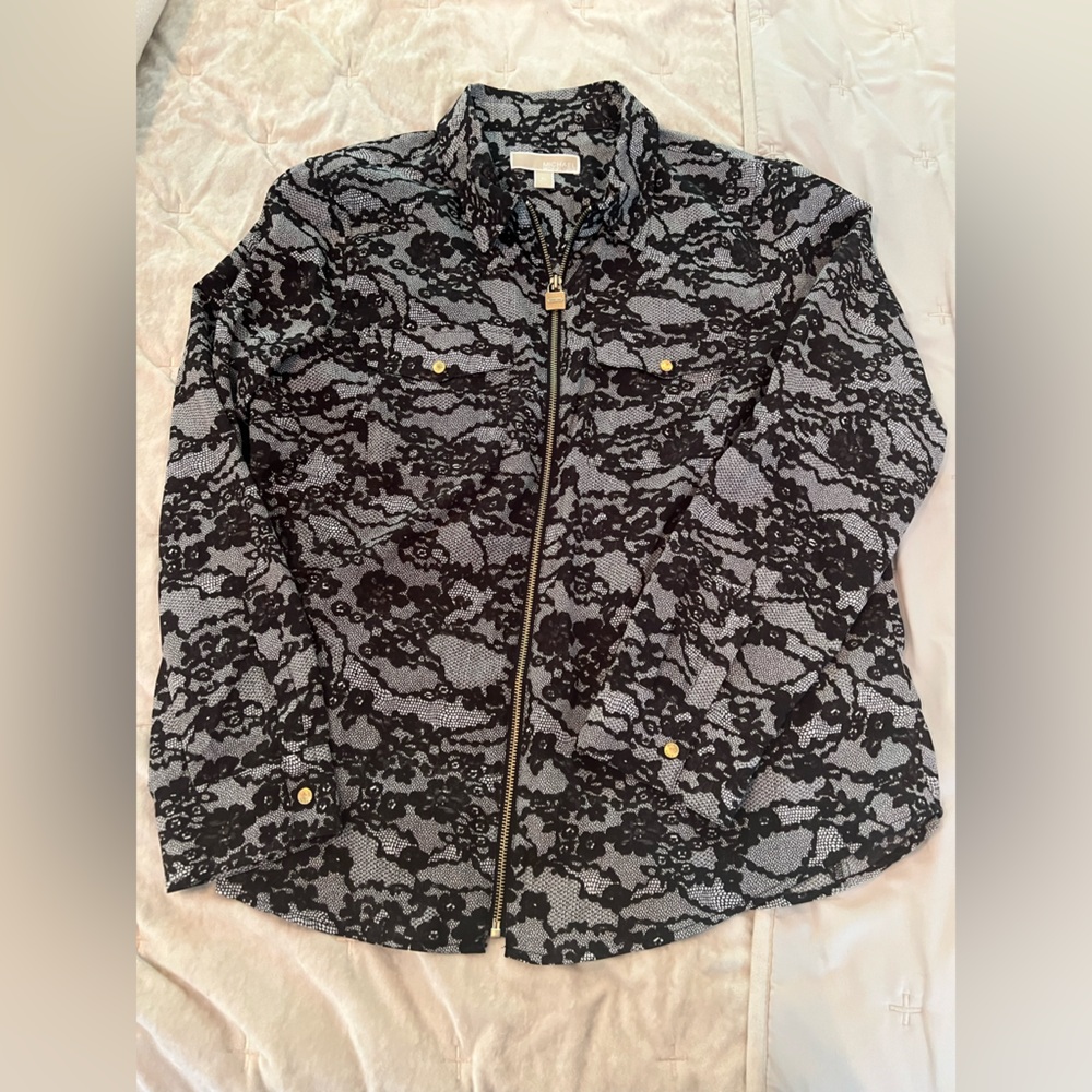 Michaels Black and Gray Woman Blouse